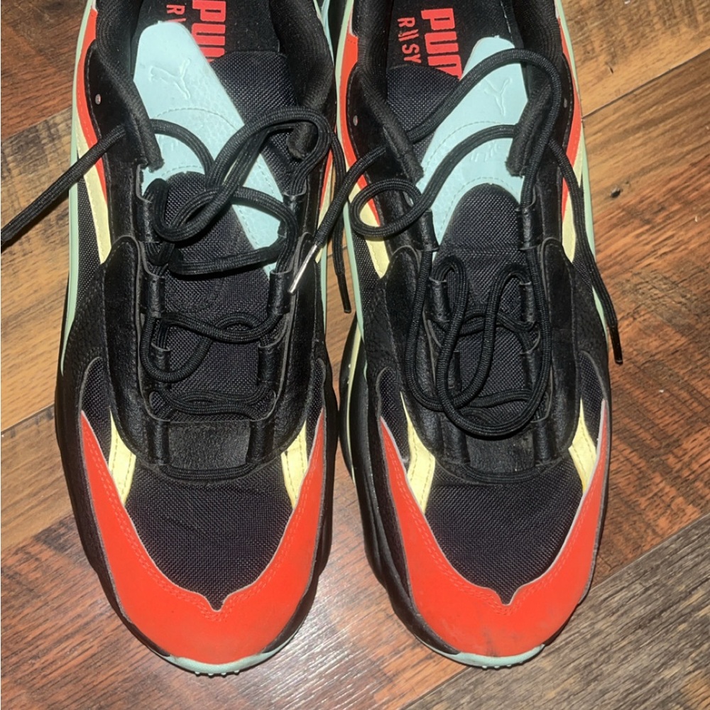 Puma Black and Gray Footwear